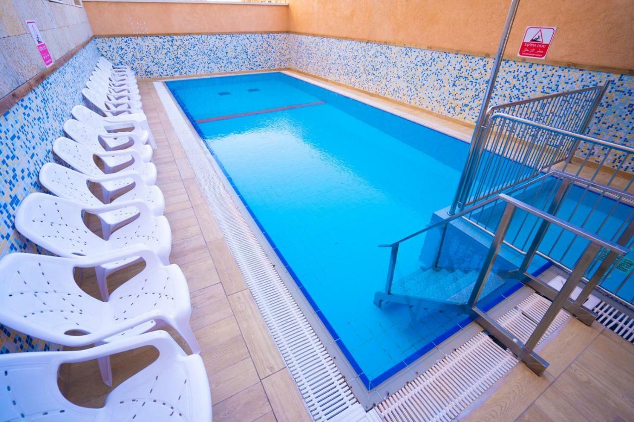 Tzabar Hotel 3*